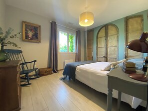 3 bedrooms, iron/ironing board, WiFi, bed sheets - Les Comtes" holiday home in the heart of the Périgord (Sainte-Radegonde)