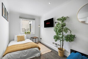 1 Schlafzimmer, Bügeleisen/Bügelbrett, Reisekinderbett, WLAN
