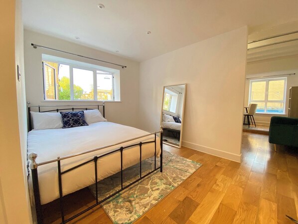 1 bedroom, iron/ironing board, internet, bed sheets