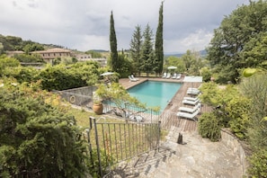 A heated pool - Villa Chianti | Luxury Pool, Jacuzzi Tub, Sauna and Chromoterapy (Greve in Chianti)