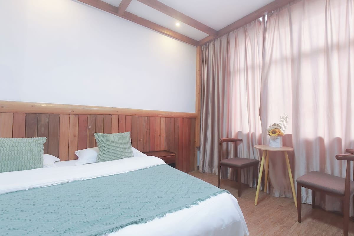 Comfort Double Room, 1 Queen Bed, Non Smoking, Air conditioning