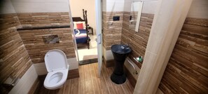 Superior Room | Bathroom | Shower, towels, soap - Lake N Hill View (Udaipur)
