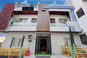 Front of property - Lake N Hill View (Udaipur)