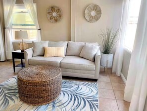 TV connectée, cheminée, espaces bureaux