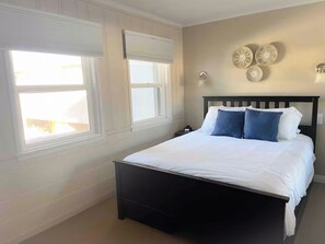4 habitaciones, escritorio, wifi gratis y ropa de cama 