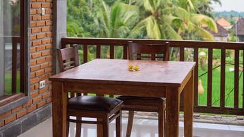 Deluxe Double Room, 1 King Bed, Balcony, Garden View | Terrace/patio