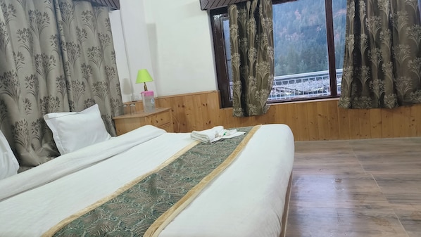 Standard Double Room, Balcony, Mountain View | Egyptian cotton sheets, premium bedding, down comforters