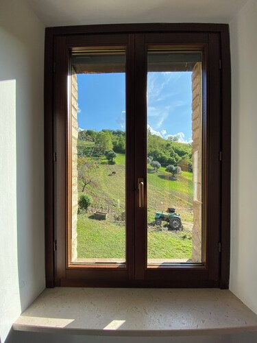 Relax in our Bed & Breakfast between horses and olive trees.
