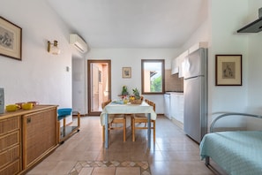 Fridge, oven, dishwasher, coffee/tea maker - VILLETTA SEA-STAR (Muravera)