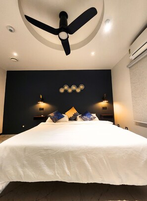 1 habitación, tabla de planchar con plancha, wifi y ropa de cama 