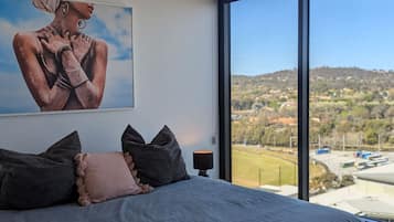 1 sovrum, skrivbord, strykjärn/strykbräda och wi-fi