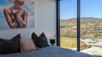 1 bedroom, desk, iron/ironing board, WiFi
