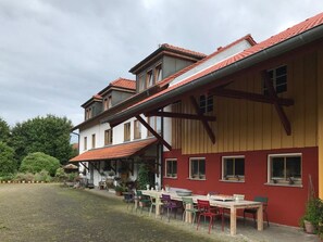 Utendørsservering