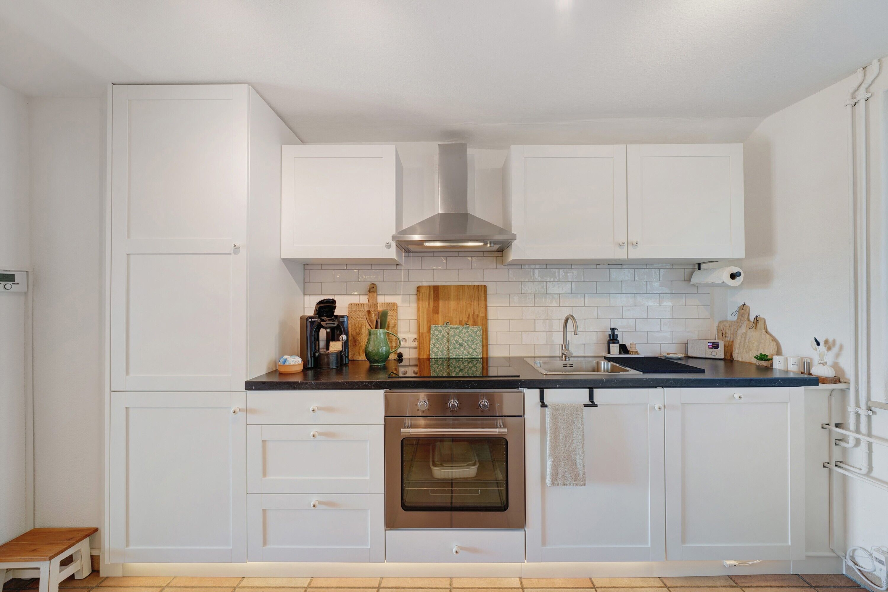 Kühlschrank, Ofen, Herdplatte, Geschirrspüler