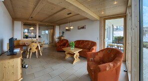 Fernseher, Stereoanlage