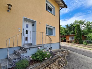 Exterior - Apartment 'Hegauliebe' with Private Terrace and Wi-Fi (Tengen)