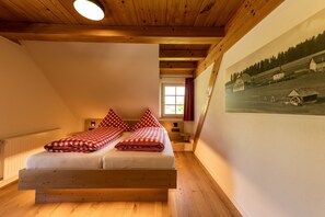 2 habitaciones, wifi gratis y ropa de cama