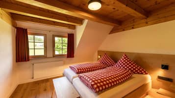 2 bedrooms, free WiFi, bed sheets