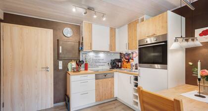 Ferienwohnung 'Spätzle mit Soße' mit gemeinsamer Terrasse und Wi-Fi