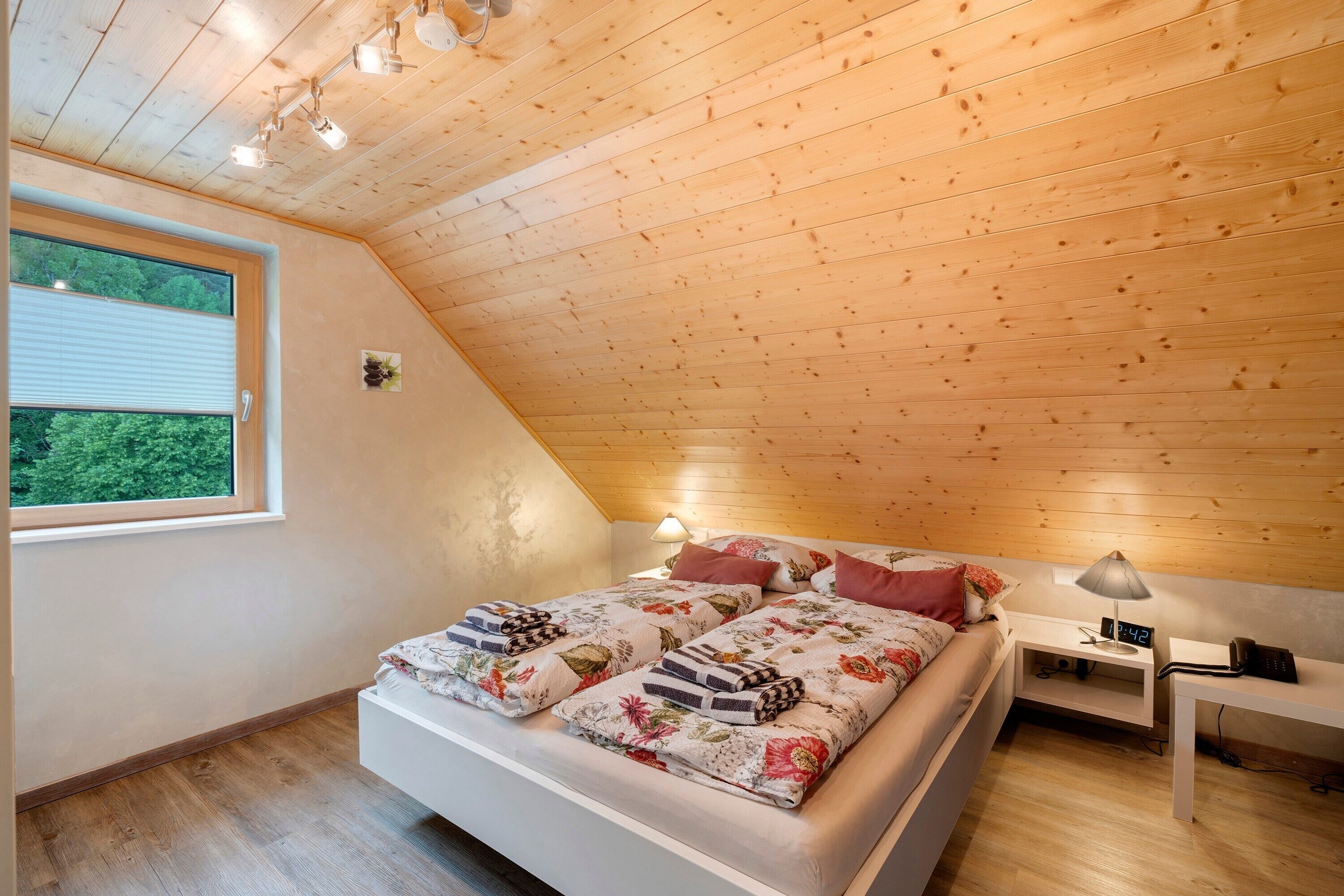 2 Schlafzimmer, Bügeleisen/Bügelbrett, kostenloses WLAN, Bettwäsche