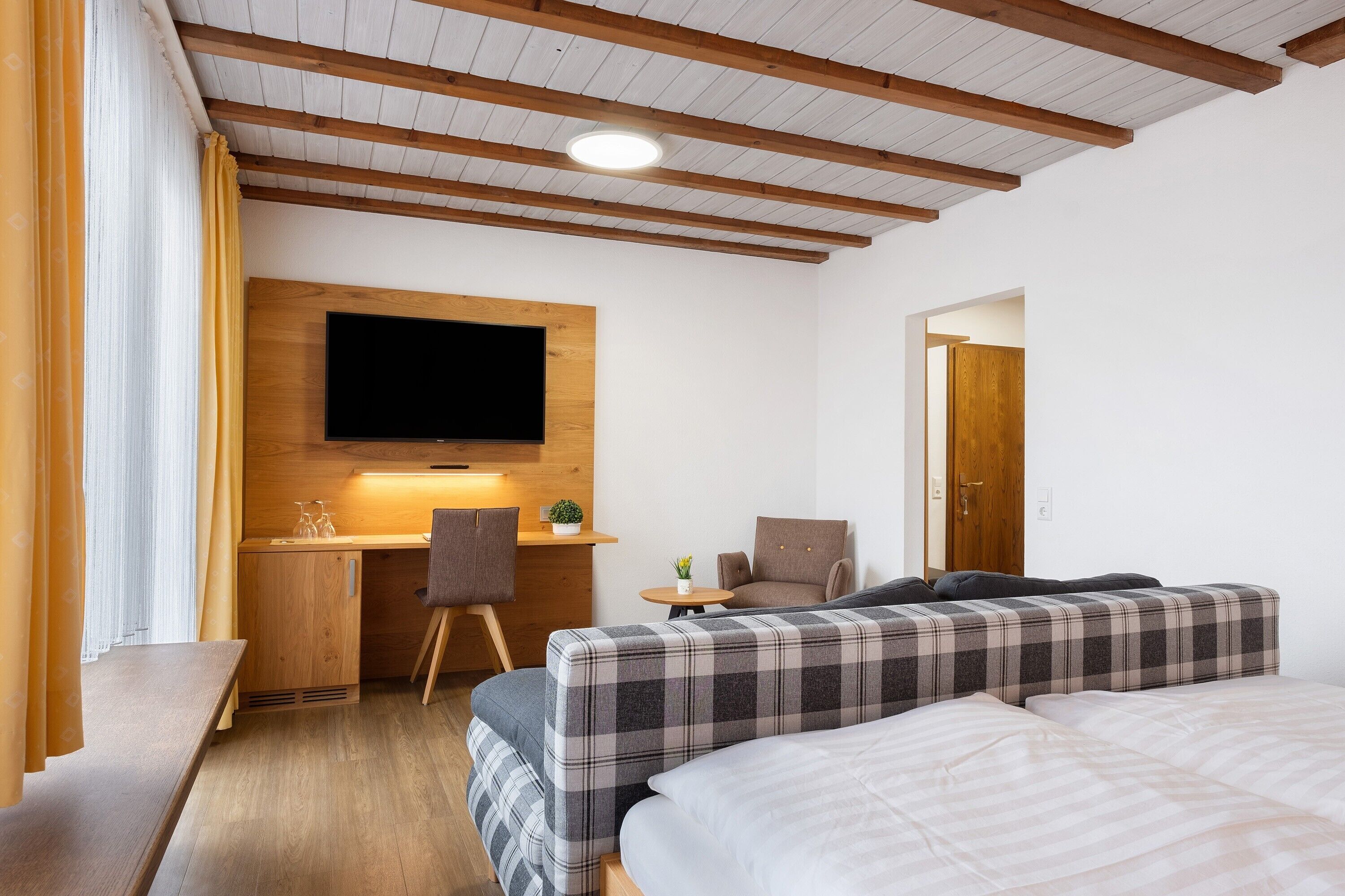 1 bedroom, free WiFi, bed sheets