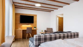 1 quarto, Wi-Fi de cortesia, roupa de cama