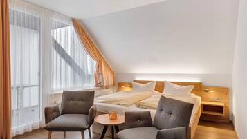 1 quarto, Wi-Fi de cortesia, roupa de cama