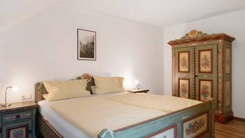 1 quarto, Wi-Fi de cortesia, roupa de cama