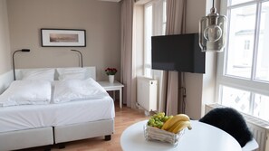 1 bedroom, free WiFi, bed sheets