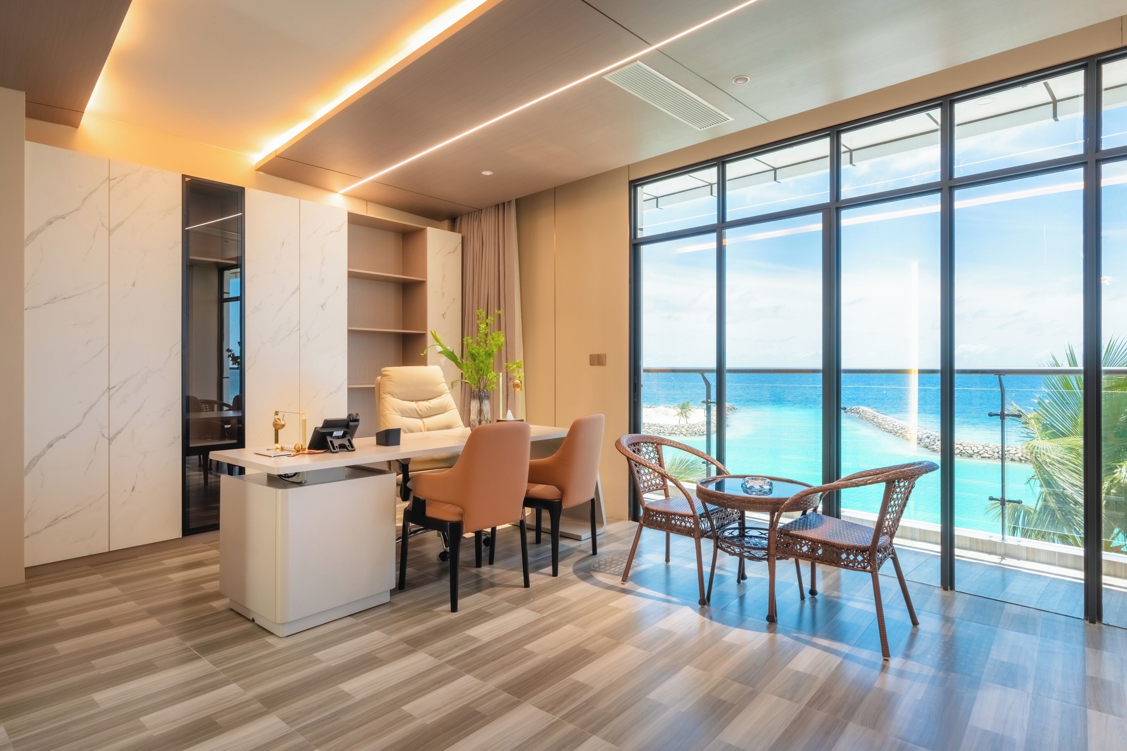 Premium Apartment, Balcony, Sea View | Egyptian cotton sheets, premium bedding, laptop workspace, free WiFi