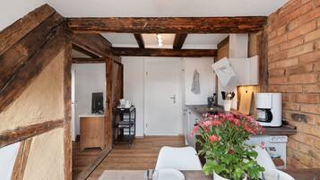 Kühlschrank, Ofen, Herdplatte, Geschirrspüler