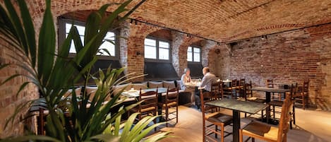 Daily buffet breakfast (EUR 18 per person)