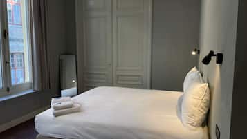 Habitación doble superior | Minibar, escritorio, wifi gratis y ropa de cama