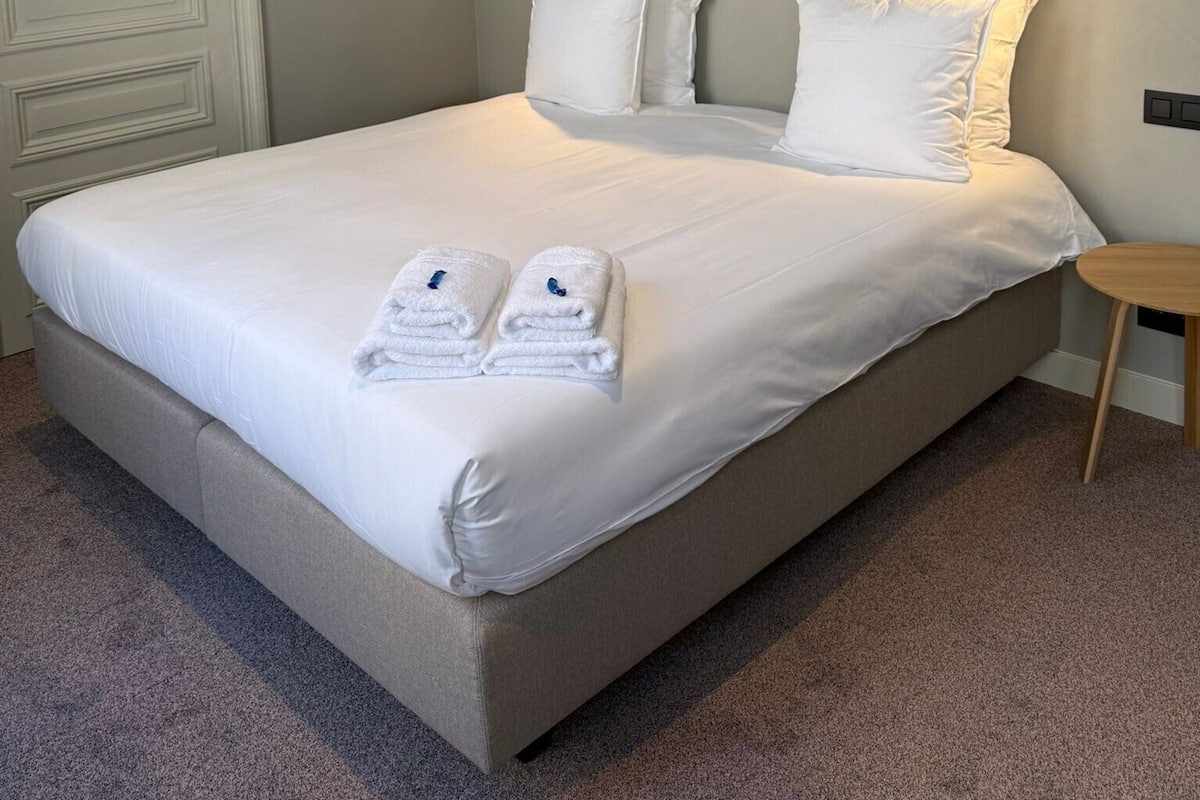 Superior Double Room | 1 bedroom, minibar, desk, free WiFi