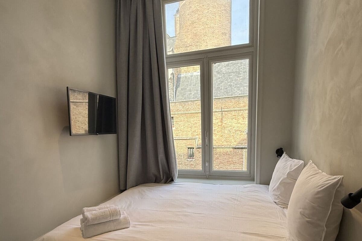 Comfort-herbergi | Míníbar, skrifborð, ókeypis þráðlaus nettenging, rúmföt