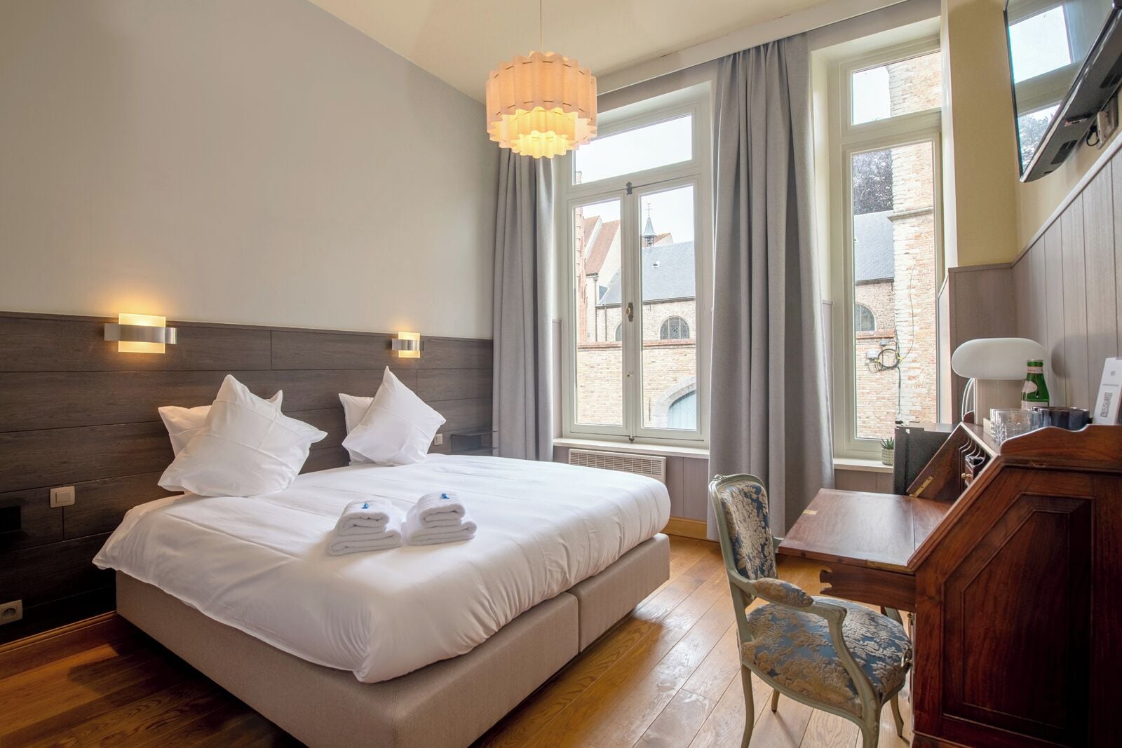 Standard Double Room, City View | Minibar, desk, free WiFi, bed sheets