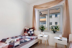 3 bedrooms, free WiFi, bed sheets - Apartment 'Conte' with Mountain View, Private Terrace and Wi-Fi (Mörlenbach)