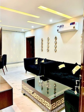 Lobby - Royal Height Residence Lahore (Lahore)