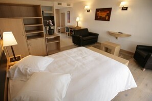 Classic Apartment | 1 bedroom, free WiFi - Hotel résidence La Gioia (Sausheim)