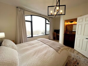 3 chambres, bureau, fer et planche à repasser, Wi-Fi gratuit