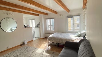1 habitación, wifi y ropa de cama