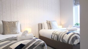 4 bedrooms, desk, iron/ironing board, WiFi