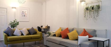TV, offices