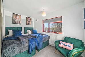 3 soveværelser, skrivebord, strygejern/strygebræt, Wi-Fi