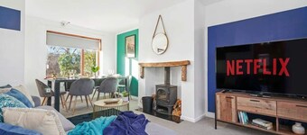 Modern 3BED Home in Rugby - Perfect for Groups