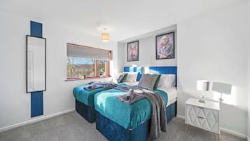 3 chambres, bureau, fer et planche Ă repasser, Wi-Fi