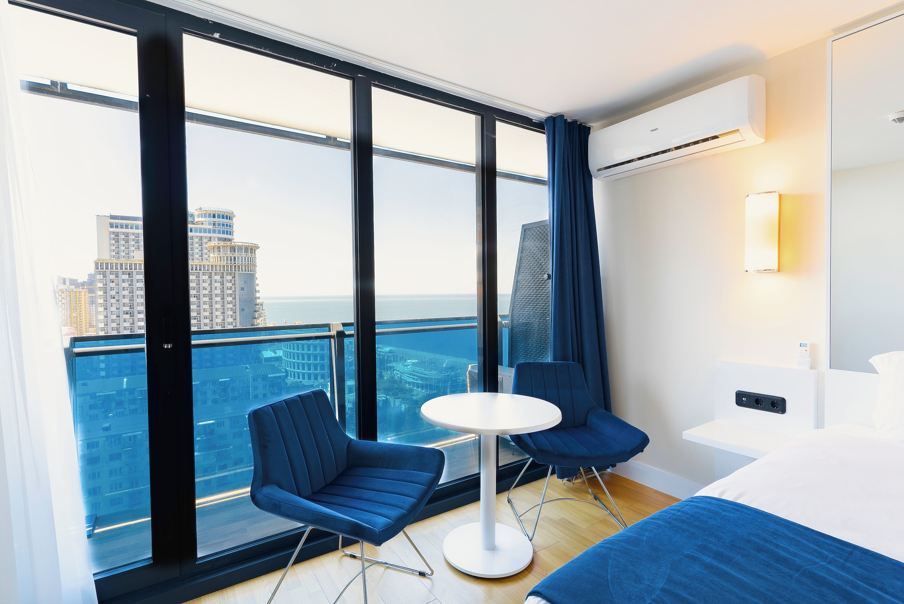 Classic Apartment, Sea View | Iron/ironing board, free WiFi