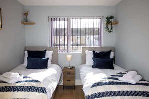 4 bedrooms, desk, iron/ironing board, WiFi