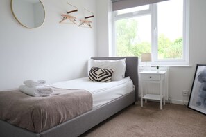 4 chambres, bureau, fer et planche à repasser, Wi-Fi