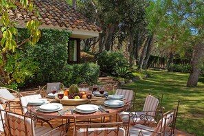 Restauration en plein air